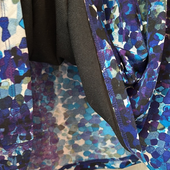 JONES STUDIO bold color sleeveless top - Picture 4 of 4